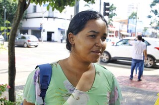 Liliane Bruna cita dificuldades que enfrenta no trânsito de Campo Grande. (Foto: Paulo Francis)