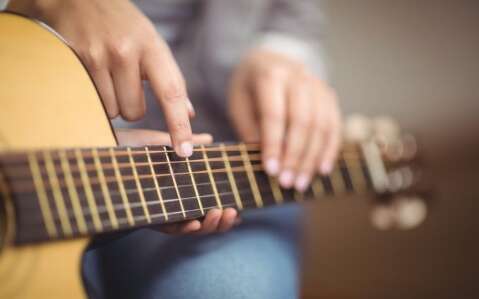 Com turmas abertas, UFMS oferece aulas de violão e instrumentos de sopro