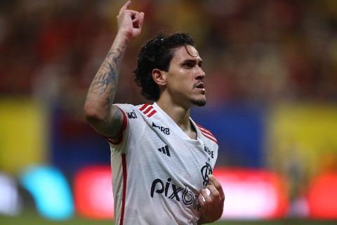 Gol de Pedro leva Flamengo às oitavas da Copa do Brasil; Corinthians avança