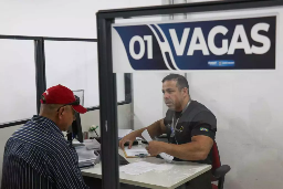 Agência municipal abre 1.478 vagas de trabalho para pessoas sem experiência