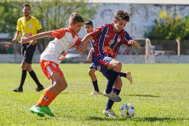 Mesmo com &#039;Cart&atilde;o Vermelho&#039;, federa&ccedil;&atilde;o mant&eacute;m jogos do Estadual Sub-13 