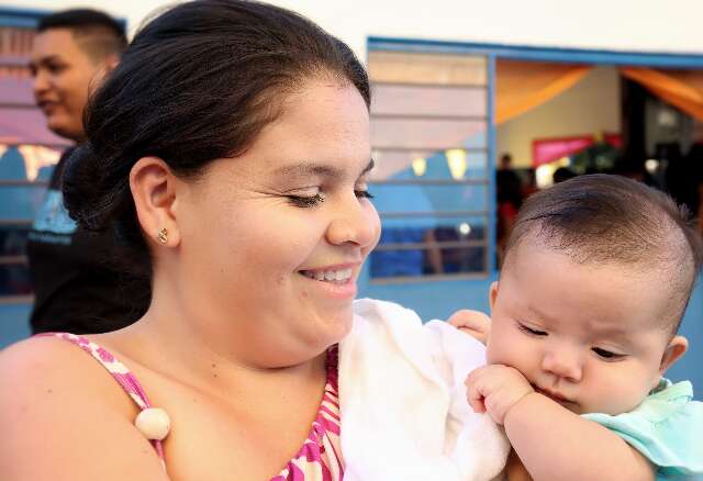 Com jogo de cintura, m&atilde;es s&atilde;o acompanhadas por filhos durante qualifica&ccedil;&atilde;o