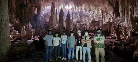 Portaria autoriza exploração de gruta com rochas que lembram anjos em Bonito