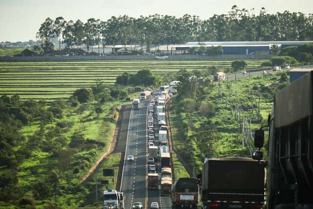 Prefeitura quer &quot;melhor dos mundos&quot; no anel vi&aacute;rio: mudando tra&ccedil;ado e duplicando