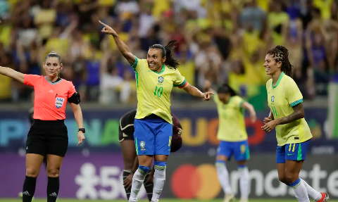 Com goleada de Marta, Brasil supera Jamaica em amistoso no Recife