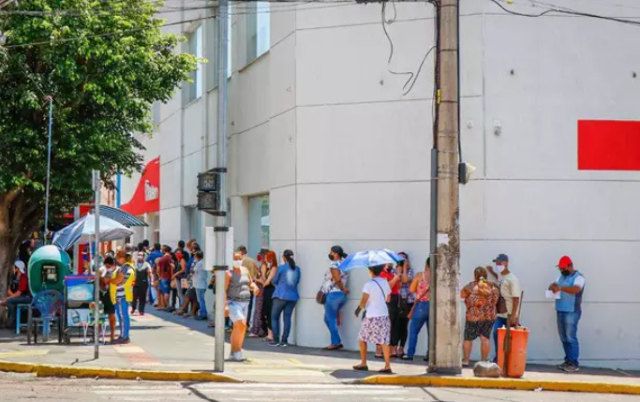 Erro em a&ccedil;&atilde;o livra bancos de multa milion&aacute;ria por desrespeito &agrave; Lei da Fila 