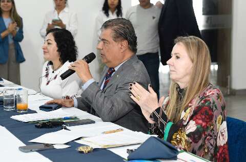 No Peru, senador Nelsinho Trad preside reuni&atilde;o do Parlamento Amaz&ocirc;nico