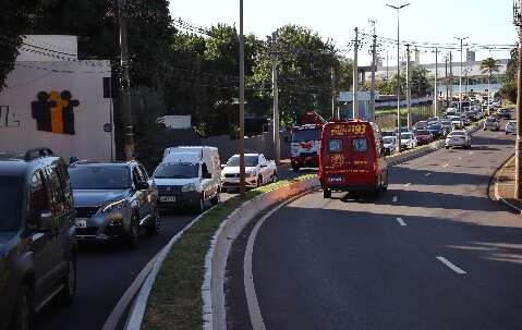 Acidente com morte deixa tr&acirc;nsito congestionado na Zahran