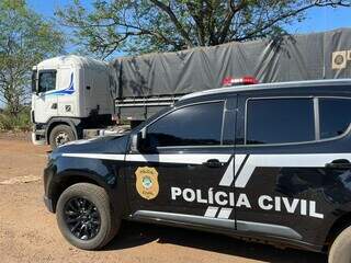 Caminhão foi recuperado pela Polícia Civil em Ivinhema (Foto: Divulgação | PCMS)