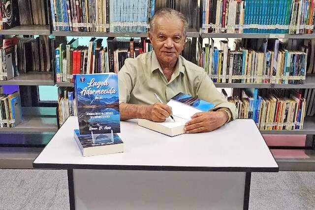 Aos 84 anos, Renan não para e vai lançar seu segundo livro