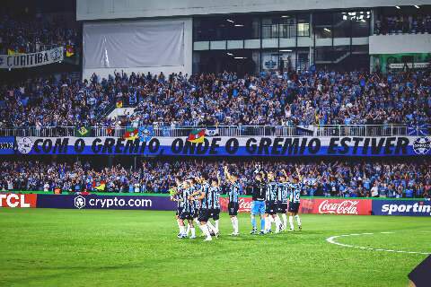 Grêmio empata com Estudiantes e terá Fluminense nas oitavas da Libertadores