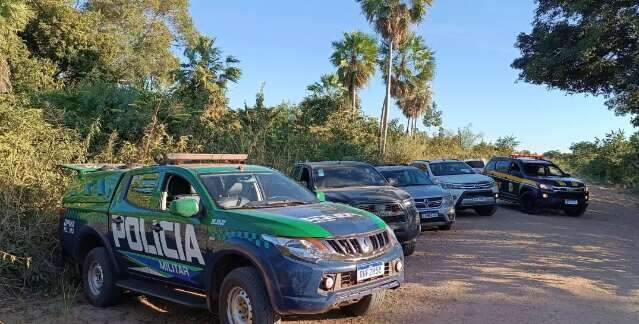 PMA apreende no Pantanal 2 Hilux roubadas em Minas e prende tr&ecirc;s