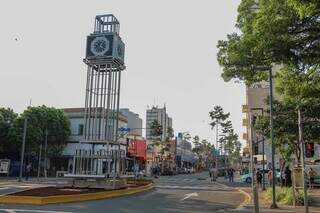Relógio da Rua 14 de Julho, principal rua comercial do Centro de Campo Grande (Foto: Juliano Almeida)