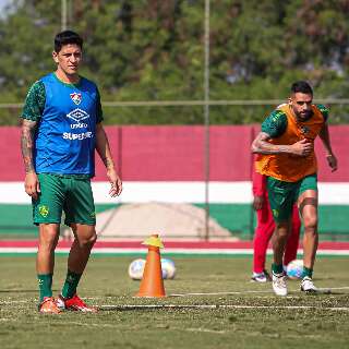 Brasileirão retorna com Botafogo x Fluminense e mais 3 jogos nesta noite