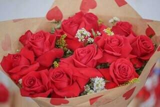 Rosas colombianas disponíveis para venda em floricultura da Capital (Foto: Marcos Maluf/Arquivo)