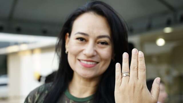 Na fila do bolo, hist&oacute;rias de quem casou, quem sonha casar e de f&eacute; no padroeiro