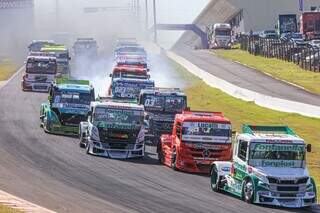 Caminhões da Fórmula Truck em etapas anteriores (Foto: Vanderley Soares/Divulgação)