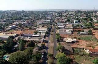 Imagem aérea da cidade de Itaquiraí, onde ocorreu o crime. (Foto: Divulgação)