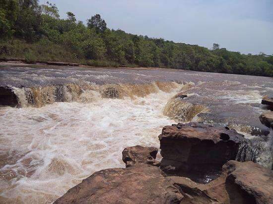 Jovem &eacute; arrastado por correnteza e desaparece no Rio Aquidauana