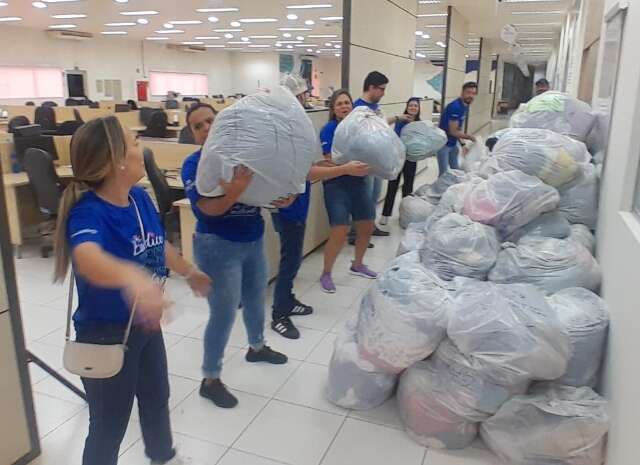 Campanha de concession&aacute;ria em 2024 arrecadou 6 toneladas de agasalhos