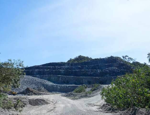 Ap&oacute;s reportagens sobre minera&ccedil;&atilde;o em Bodoquena, deputado cobra governo