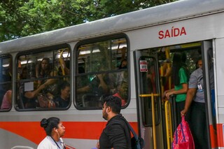 Ônibus do transporte coletivo em Campo Grande (Foto: Marcos Maluf)