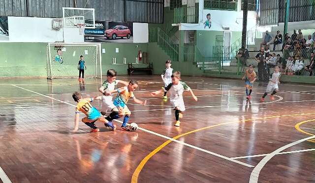 Finalistas da 9&ordf; edi&ccedil;&atilde;o da Copa Pelezinho ser&atilde;o definidos neste s&aacute;bado