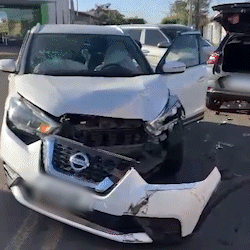 Três veículos se envolvem em acidente no Carandá Bosque