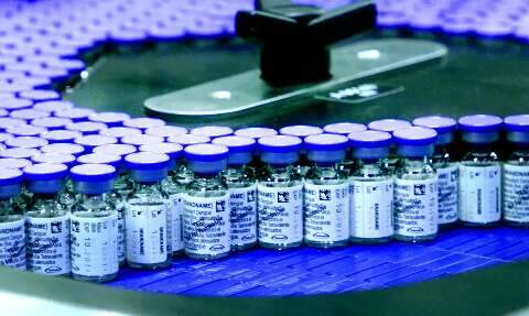 Saúde amplia vacinação contra dengue de doses próximas ao vencimento