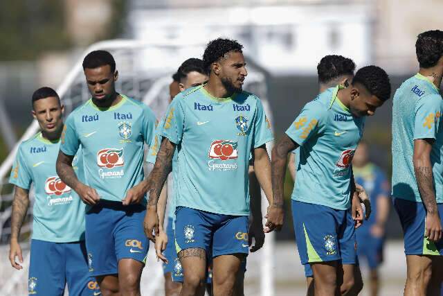 Com &Eacute;derson, Sele&ccedil;&atilde;o Brasileira faz &uacute;ltimo treino antes de estreia