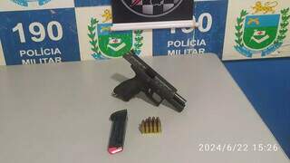 Pistola, carregador e munições recuperadas após acidente (Foto: Divulgação | PMMS)