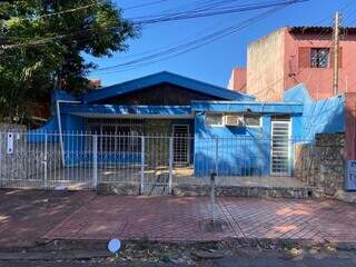 Antiga sede da Federação de Futebol na Rua 26 de Agosto (Foto: Clara Farias)