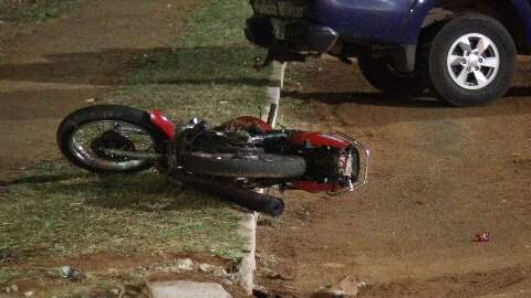 Vídeo: acidente mata passageira de moto durante fuga da PM