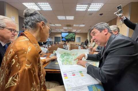 No Pantanal, ministras fazem sobrevoo e inauguram sala de monitoramento