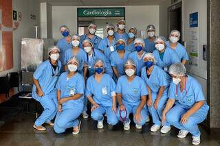 Grupo da turma de Pós-graduação em Fisioterapia Cardiorrespiratória e Hospitalar em Estágio Supervisionado.