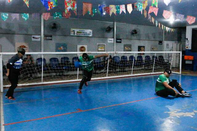 Alegres e empolgados, time de goalball do Ismac viaja no domingo para regional 