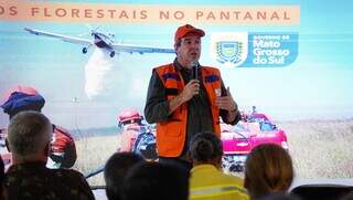 Governador Eduardo Riedel (PSDB) durante evento em Corumbá (Foto: Alex Machado)