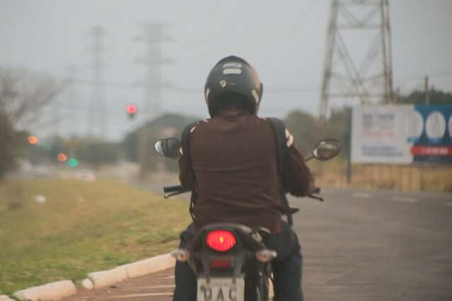 Corumb&aacute; tem garoa, vento sopra frio na Capital e MS recebe alerta meteorol&oacute;gico 