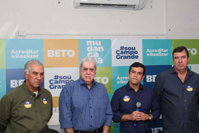 Em evento de pr&eacute;-candidatura, Puccinelli diz querer ser &quot;pai pol&iacute;tico&quot; de Beto