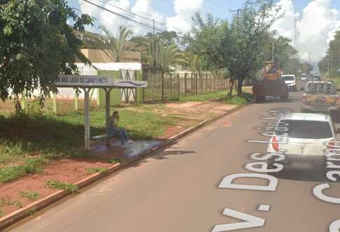 Com interdi&ccedil;&atilde;o de avenida, pontos de &ocirc;nibus mudam de local