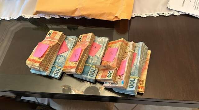 PF amanhece na Prefeitura de Corumb&aacute; por suspeita de R$ 12 milh&otilde;es em fraudes 