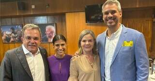O deputado federal Vander Loubet ao lado da pré-candidata, Camila Jara, Gleisi Hoffmann e do ex-candidato ao Senado, Tiago Botelho. (Foto: Reprodução/Instagram)