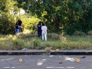 Perícia no local onde o corpo da corretora foi encontrado (Foto: Kamila Alcântara | Arquivo)