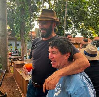 Zuzão e Almir, durante encontros de famílai (Foto: Arquivo Pessoal)