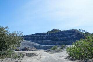 Lavra de mineração na cidade de Bodoquena (Foto: Direto das Ruas)