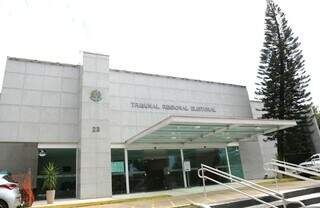 Fachada do TRE-MS (Tribunal Regional Eleitoral de Mato Grosso do Sul) no Parque dos Poderes (Foto: Paulo Francis)
