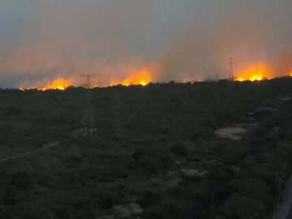 Empresa deve indenizar clientes que ficaram sem internet ap&oacute;s inc&ecirc;ndios 