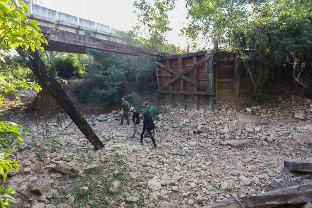 Minist&eacute;rio P&uacute;blico abre inqu&eacute;rito para investigar seca no Rio da Prata