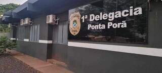 Fachada da 1ª Delegacia de Ponta Porã, onde caso foi registrado (Foto: Divulgação | PCMS)