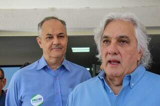 Vereador André Luis e Delcídio durante encontro do PRD em Campo Grande neste sábado (Foto: Juliano Almeida)